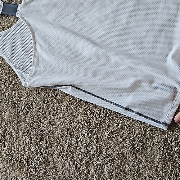 Under Armour white tank top, size L - Picture 6 of 8